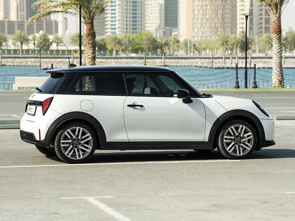 MINI Cooper Car rental in doha qatar