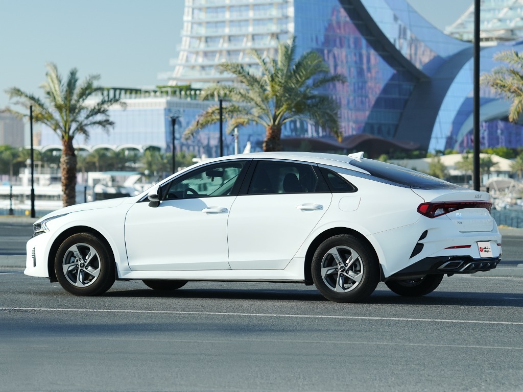 KIA K5 Car rental in doha qatar