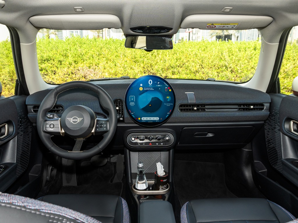 MINI Cooper Car rental in doha qatar