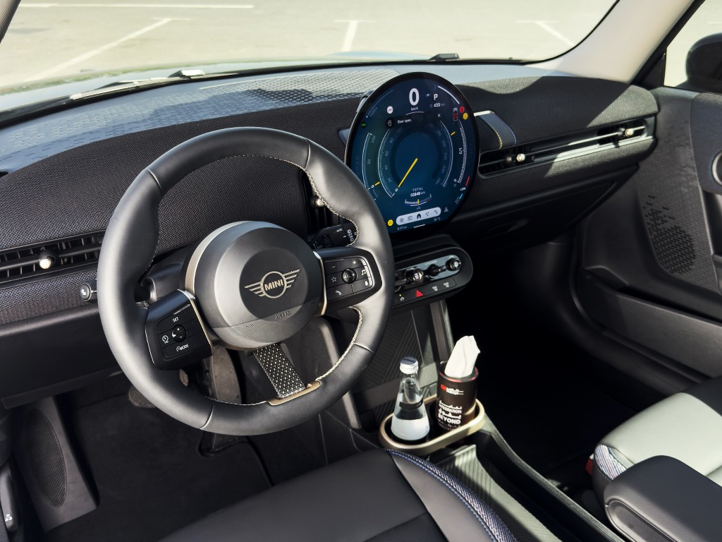 MINI Cooper Car rental in doha qatar