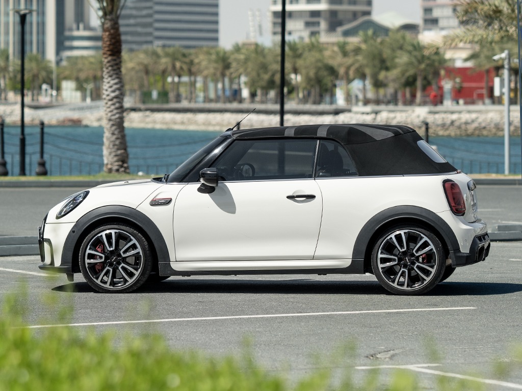 Mini Cooper rental in doha qatar