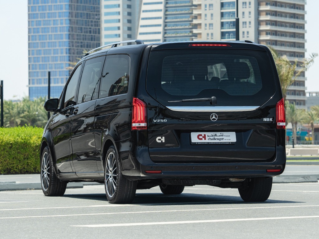 Mercedes-Benz V-Class rental in doha qatar