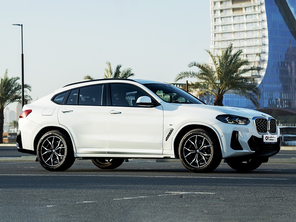 BMW X4 rental in doha qatar