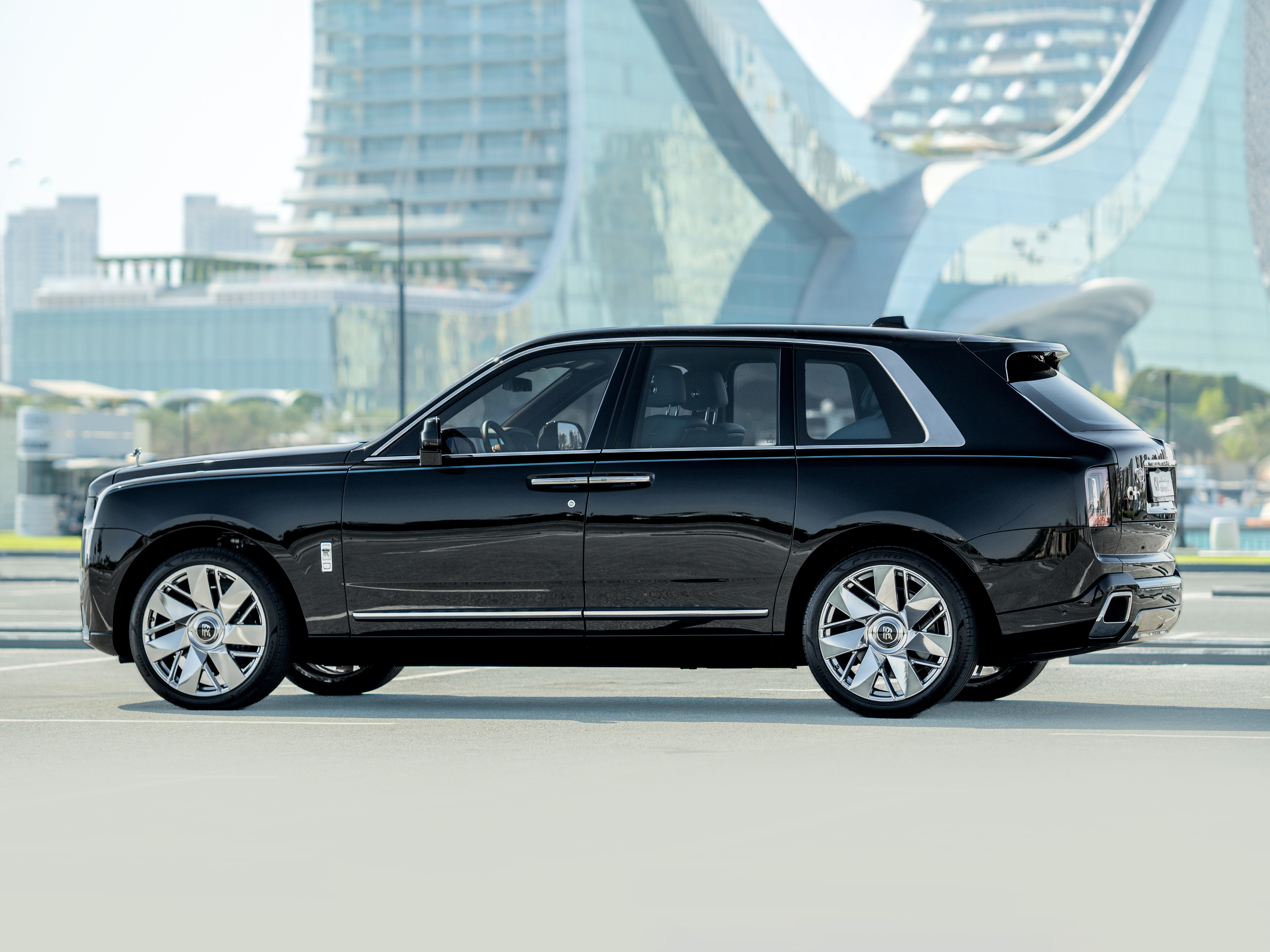 Mercedes-Benz S-Class rental in doha qatar