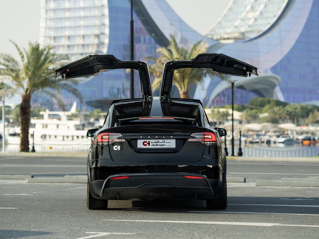 Tesla Model X rental in doha qatar